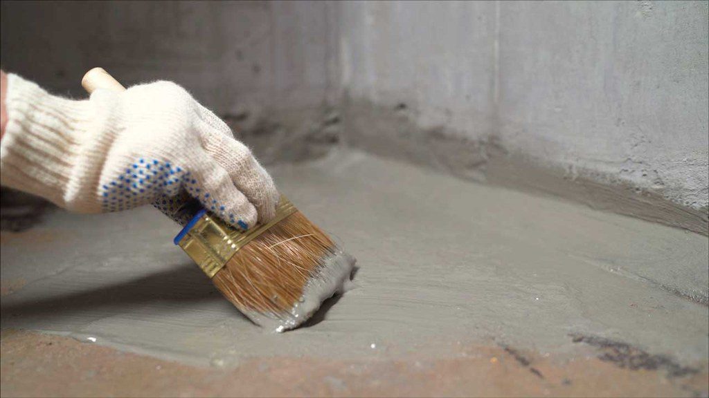 Applying a cement coating